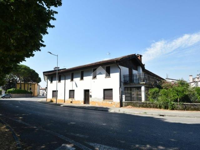 Casa indipendente in vendita a San Lorenzo Isontino GO