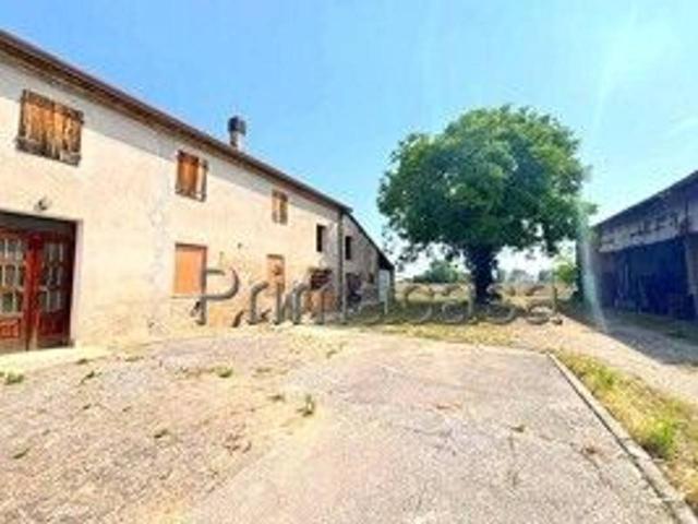 Casa indipendente in vendita a San Pietro Di Morubio
