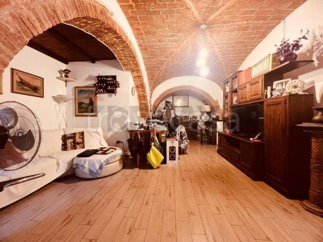 Casa indipendente in vendita a San Pietro in Palazzi, Cecina