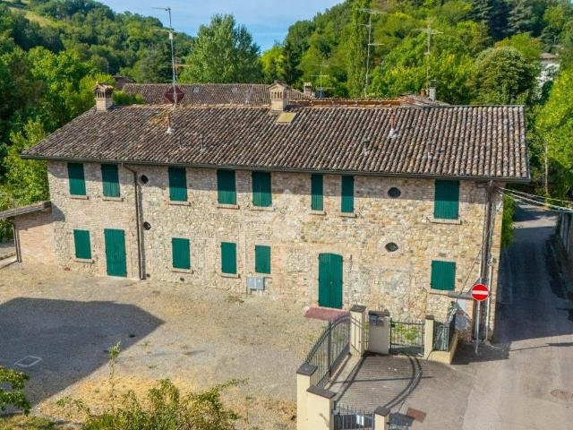 Casa indipendente in vendita a San Polo d'Enza RE