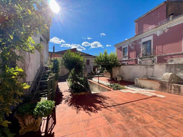 Casa indipendente in vendita a San Potito Sannitico CE