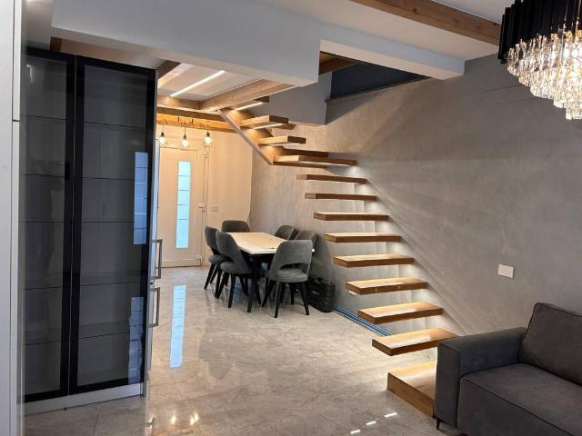 Casa indipendente in vendita a San Rocco al Porto LO