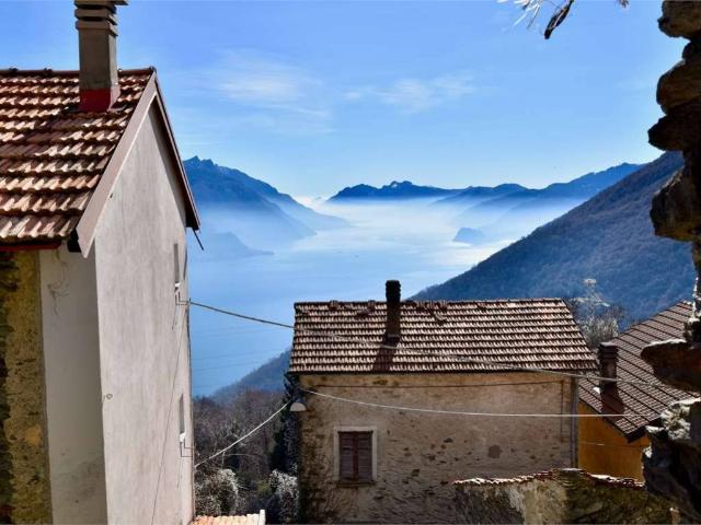 Rustico / Casale in vendita a San Siro CO