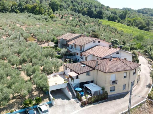 Casa indipendente in vendita a San Vito Chietino CH