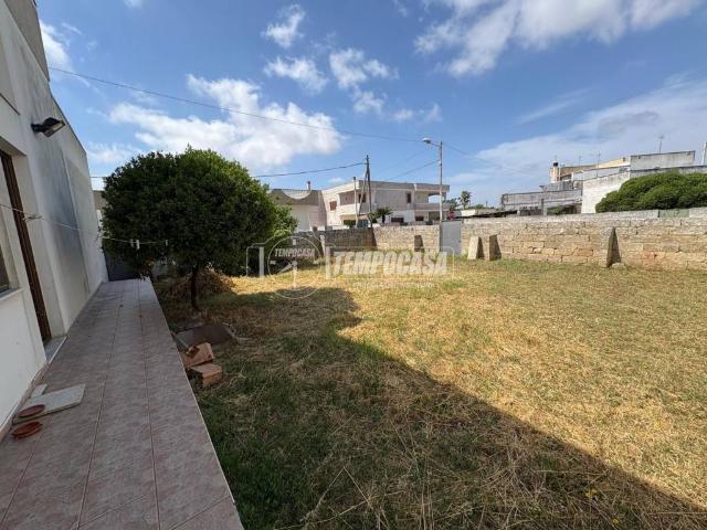 Casa indipendente in vendita a Sanarica via Stazione 18