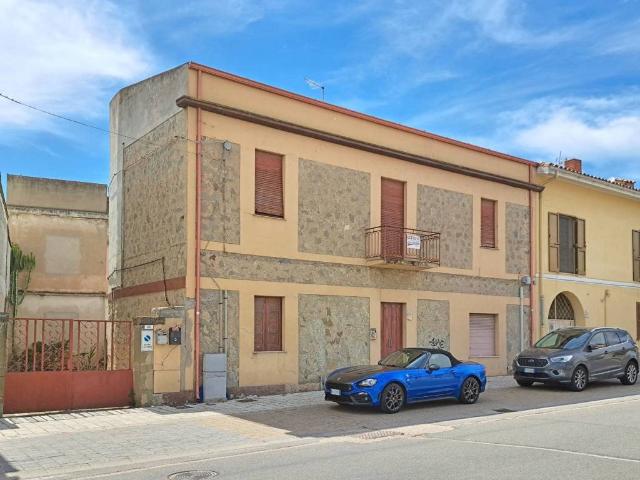 Casa indipendente in vendita a Sanluri SU