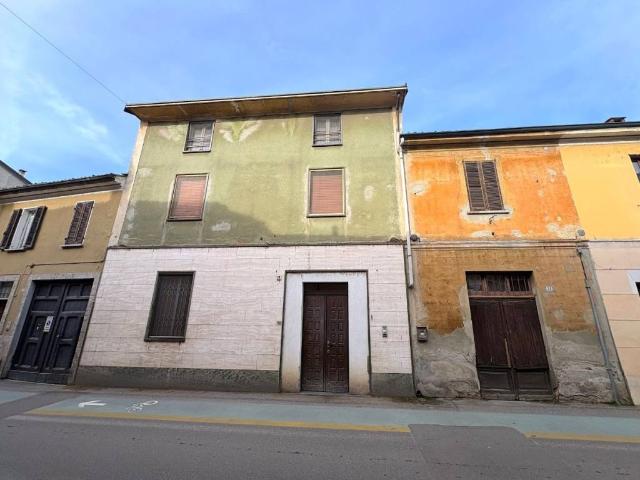 Casa indipendente in vendita a Sannazzaro de' Burgondi PV