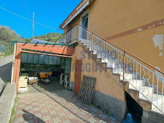 Casa indipendente in vendita a Sanremo