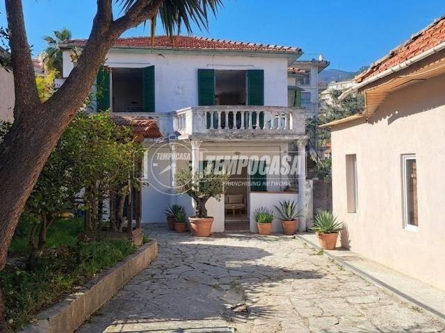 Casa indipendente in vendita a Sanremo IM