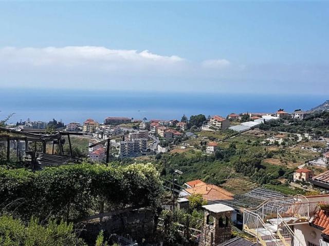 Casa indipendente in vendita a Sanremo IM