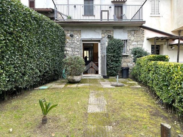 Casa indipendente in vendita a Santo Stefano del Sole AV