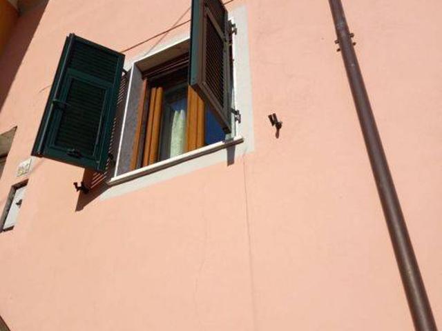 Casa indipendente in vendita a Santo Stefano di Magra SP