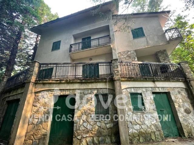 Casa indipendente in vendita a Santo Stefano in Aspromonte RC