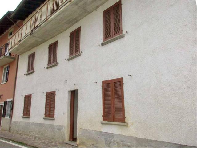 Casa indipendente in vendita a Sant'Omobono Terme BG