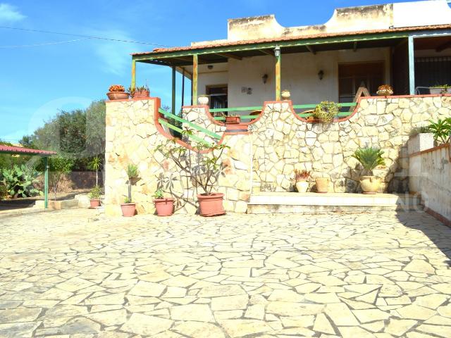 Casa indipendente in vendita a Santa Croce Camerina