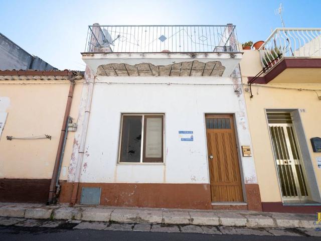 Casa indipendente in vendita a Santa Croce Camerina RG