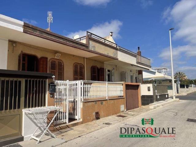 Casa indipendente in vendita a Santa Croce Camerina via del Melograno, 9