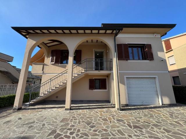 Casa indipendente in vendita a Santa Croce sull'Arno PI