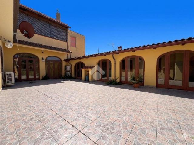 Casa indipendente in vendita a Santa Giusta OR