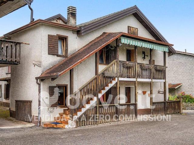 Casa indipendente in vendita a Santa Giustina BL