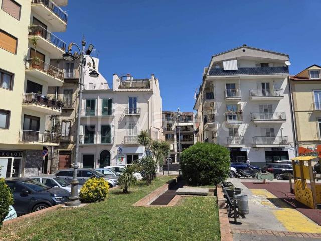 Casa indipendente in vendita a Santa Maria Capua Vetere piazza mazzini