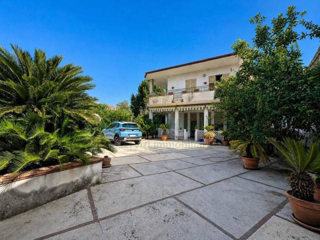 Casa indipendente in vendita a Santa Maria Capua Vetere