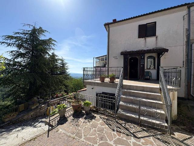 Casa indipendente in vendita a Santa Maria del Molise IS
