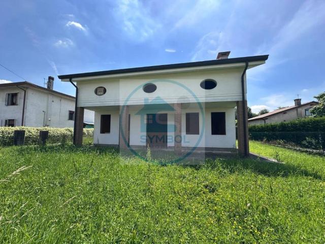 Casa indipendente in vendita a Santa Maria di Sala VE