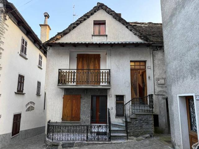 Casa indipendente in vendita a Santa Maria Maggiore VB
