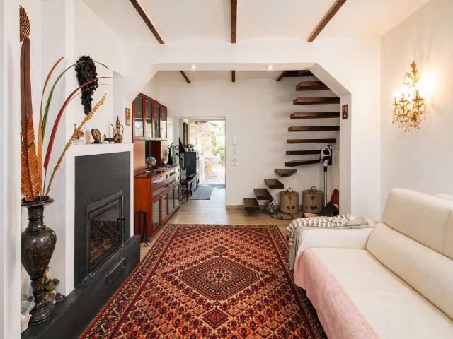 Casa indipendente in vendita a Santa Maria Nuova AN