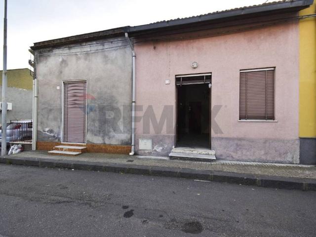 Casa indipendente in vendita a Santa Venerina CT