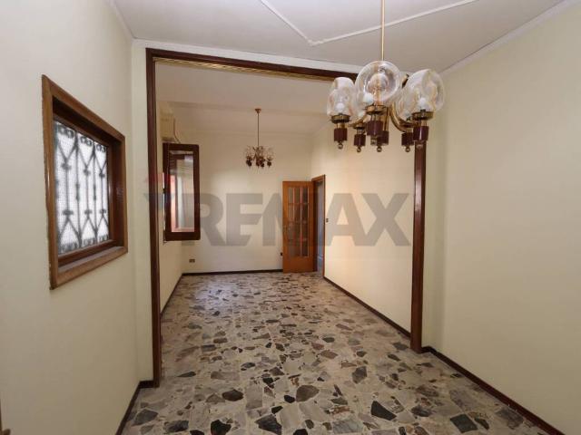 Casa indipendente in vendita a Santa Venerina CT