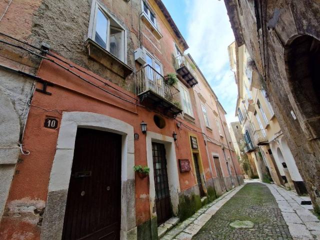 Casa indipendente in vendita a Sant'Agata de' Goti BN