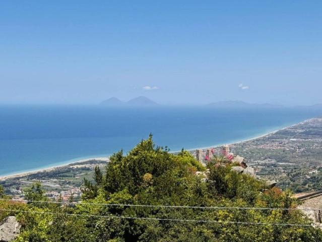 Casa indipendente in vendita a Sant'Agata di Militello ME