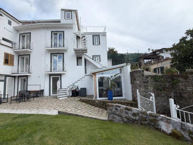 Casa indipendente in vendita a Sant'Agnello NA