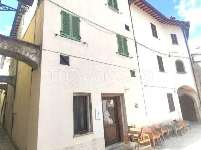 Casa indipendente in vendita a Sant'Anatolia di Narco via della Chiesa, 6