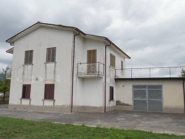 Casa indipendente in vendita a Sant'Angelo dei Lombardi AV