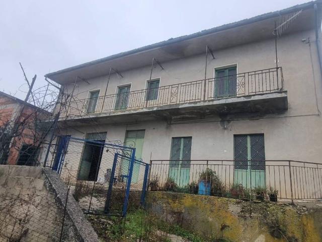 Casa indipendente in vendita a Sant'Angelo dei Lombardi AV