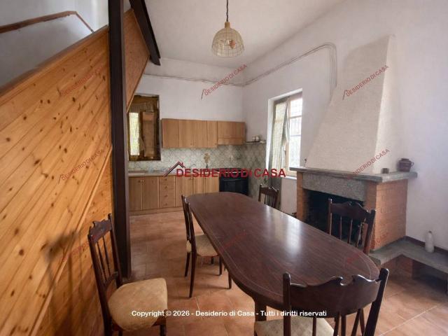 Casa indipendente in vendita a Sant'Angelo di Brolo ME