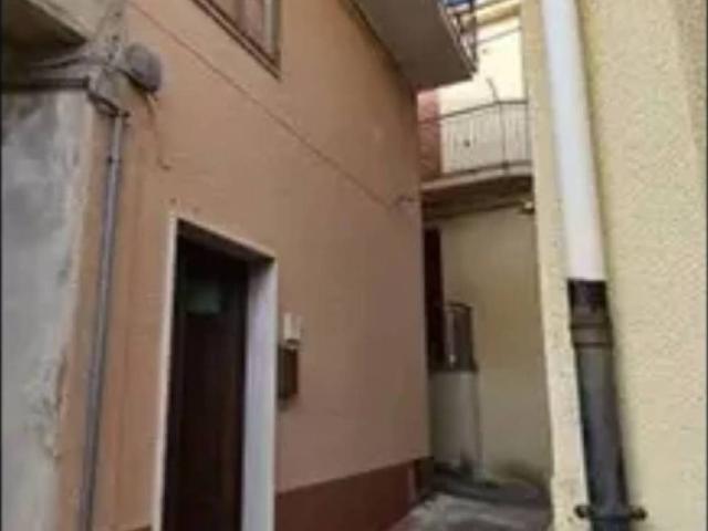 Casa indipendente in vendita a Sant'Andrea Apostolo dello Ionio CZ