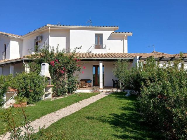Casa indipendente in vendita a Sant'Anna Arresi SU
