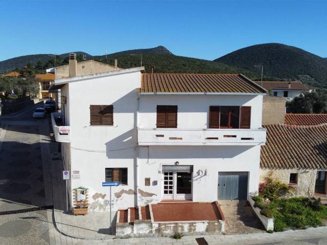 Casa indipendente in vendita a Sant'Anna Arresi SU