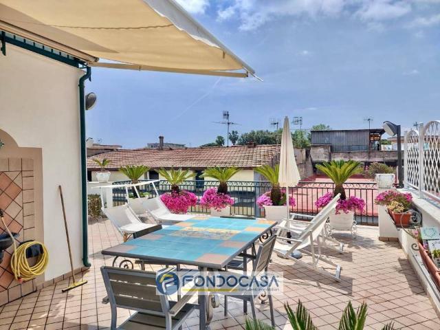 Casa indipendente in vendita a Sant'Antimo NA