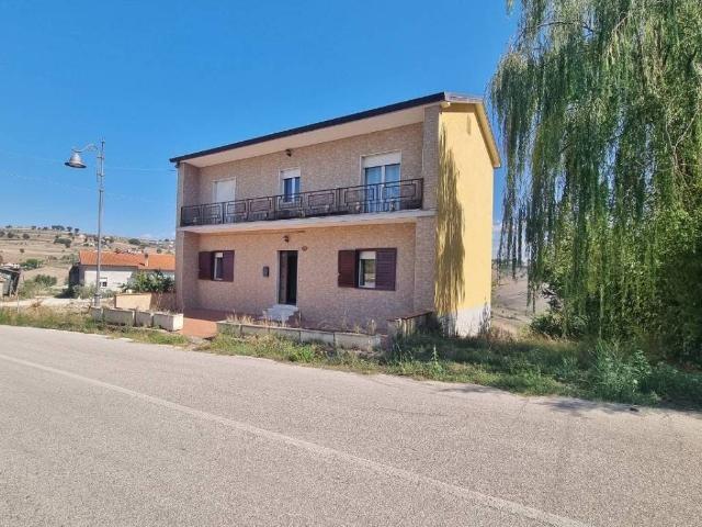 Casa indipendente in vendita a Sant'Arcangelo Trimonte BN