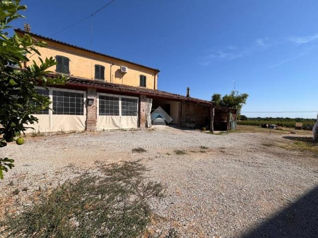 Casa indipendente in vendita a Santarcangelo di Romagna RN