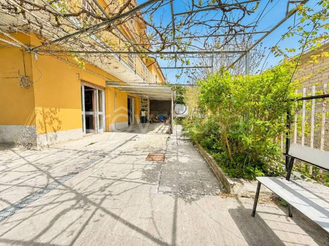 Casa indipendente in vendita a Sante Marie via Gustavo Ludovici
