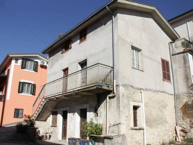 Casa indipendente in vendita a Sant'Elia Fiumerapido FR