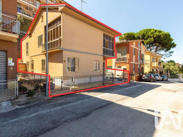 Casa indipendente in vendita a Sant'Elpidio A Mare