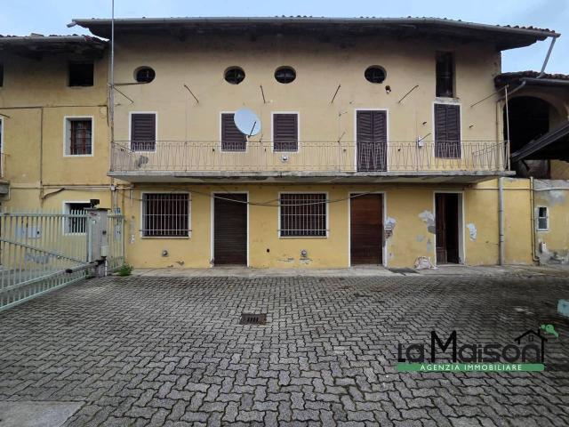 Casa indipendente in vendita a Santhia'