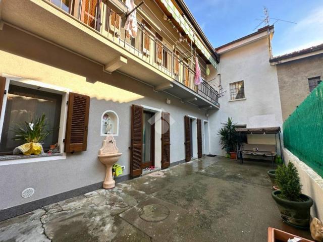 Casa indipendente in vendita a Santhià VC
